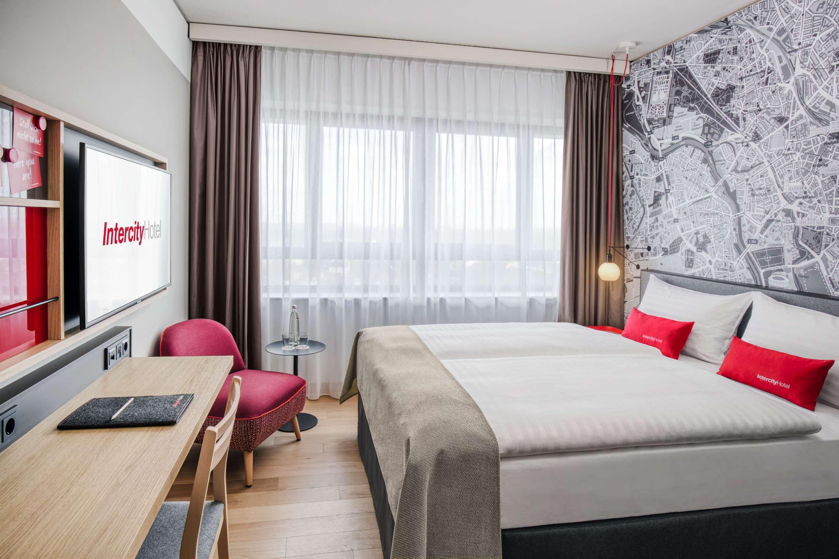 อินเตอร์ซิตี้โฮเต็ล ฮันโนเฟอร์ เฮาพ์บานโฮฟ-ตะวันออก Hotel ฮันโนเวอร์ ภายนอก รูปภาพ